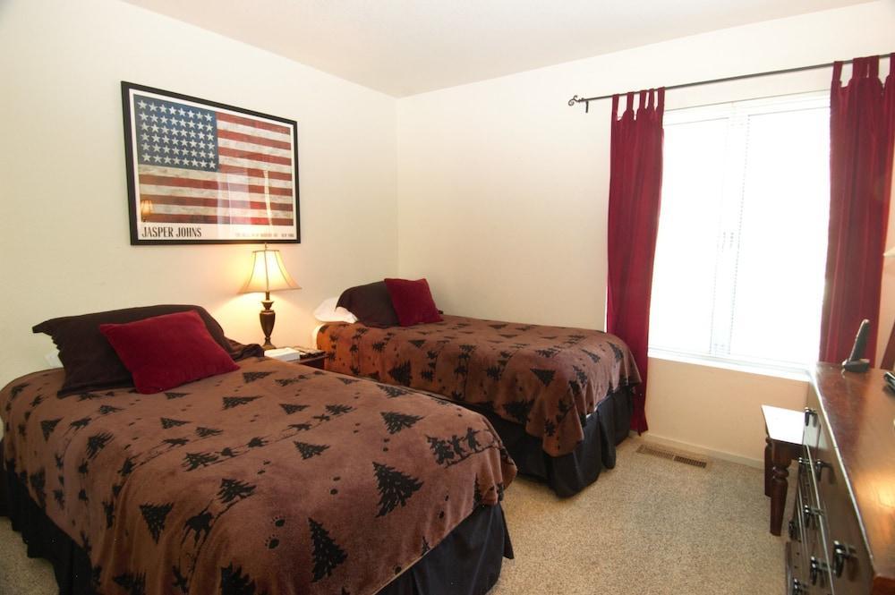 Snowcreek Resort Vacation Rentals แมมมอธ เลกส์ ภายนอก รูปภาพ